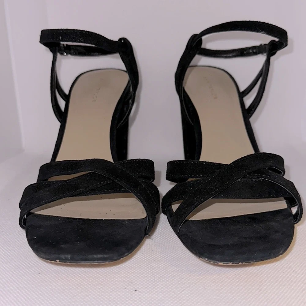 Ann Taylor Black Suede Sandals with Block Heel Size 7M - EUC
